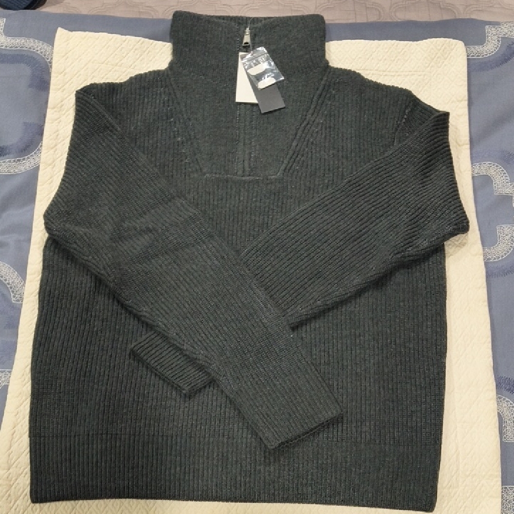 Bloomingdale's 100% Merino Wool Chunky Ribbed Quarter Zip Stand Collar Sweater